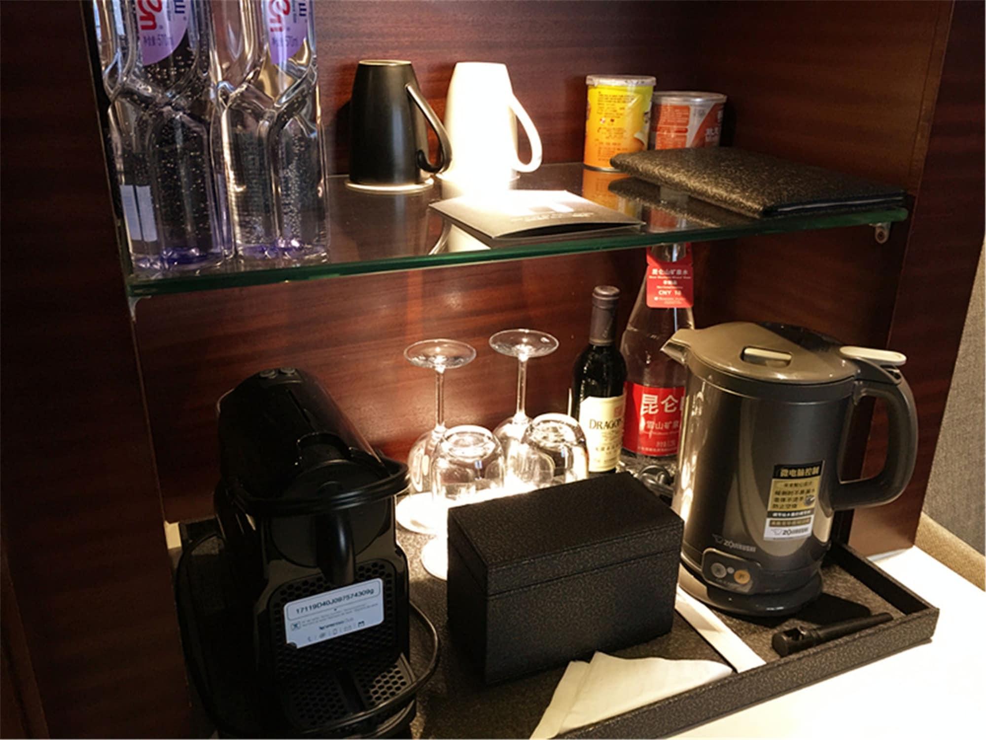 Ramada Plaza By Wyndham Shanghai Caohejing Hotel Esterno foto