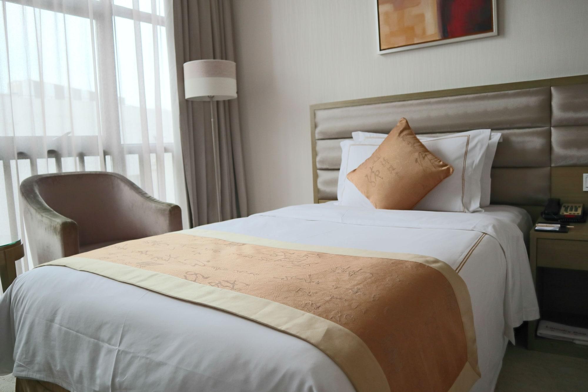Ramada Plaza By Wyndham Shanghai Caohejing Hotel Esterno foto