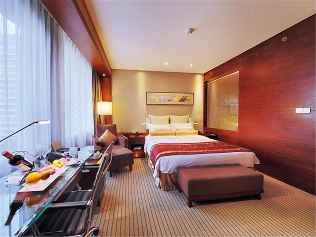 Ramada Plaza By Wyndham Shanghai Caohejing Hotel Esterno foto